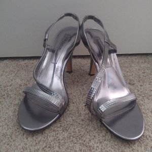 Bandolino silver dress heels
